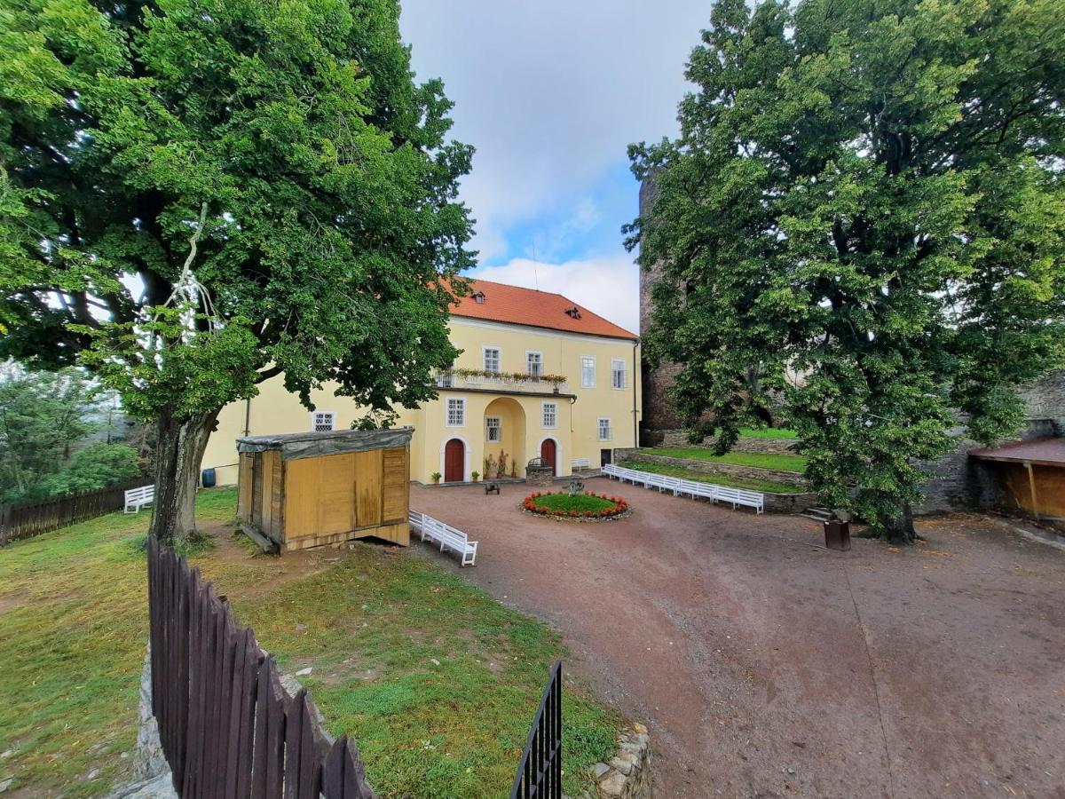 Penzion Hradu Svojanov Svojanov  外观 照片